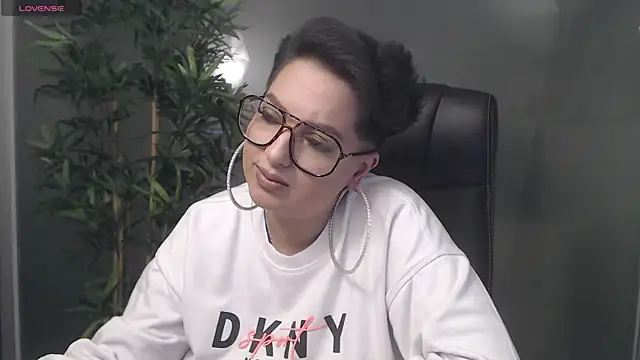 BustyAllyy online show from February 9, 2025, 1:55 am