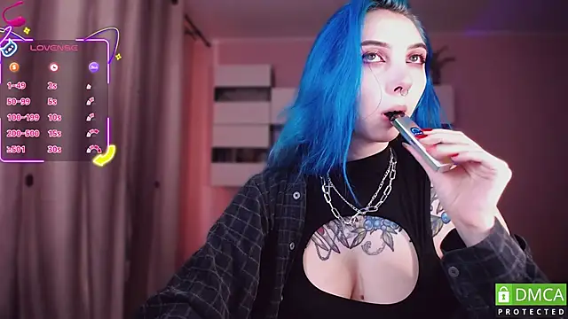 JustMeowGirl online show from September 27, 2025, 4:28 am