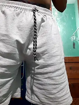 mallugadi89 online show from April 29, 2026, 6:25 pm