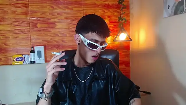 Bastiaan 28 online show from February 13, 2025, 3:07 am