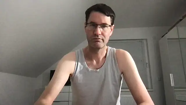 zxzx cam1 online show from January 18, 2025, 11:44 pm