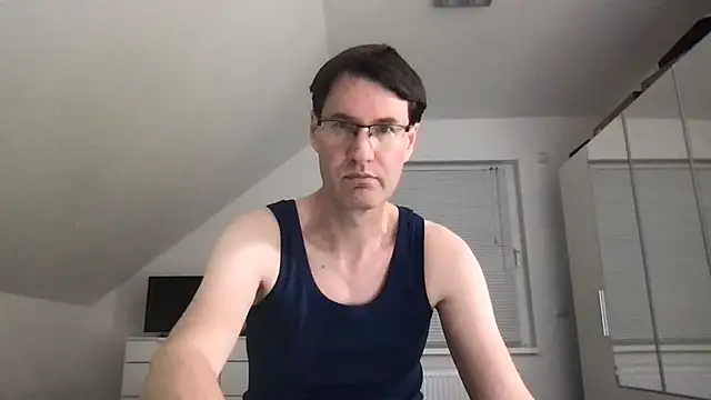 zxzx cam1 online show from March 17, 2025, 3:50 pm