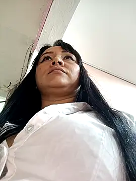 Snapshot of alondraabrown chatting on November 13, 2025, 12:53 am alondraabrown online show from November 13, 2025, 12:53 am