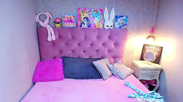 Snapshot of charlottemoonxz chatting on February 21, 2026, 6:53 pm charlottemoonxz online show from February 21, 2026, 6:53 pm