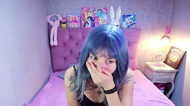 Snapshot of charlottemoonxz chatting on March 10, 2026, 6:57 pm charlottemoonxz online show from March 10, 2026, 6:57 pm