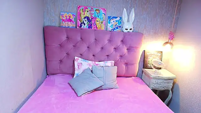 Snapshot of charlottemoonxz chatting on March 25, 2026, 7:09 pm charlottemoonxz online show from March 25, 2026, 7:09 pm