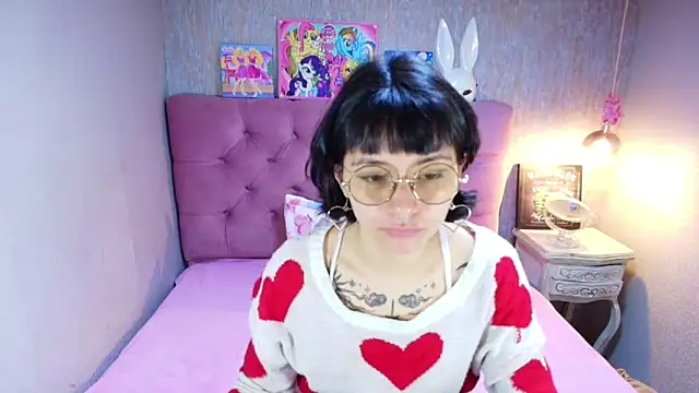 Snapshot of charlottemoonxz chatting on March 26, 2026, 7:08 pm charlottemoonxz online show from March 26, 2026, 7:08 pm