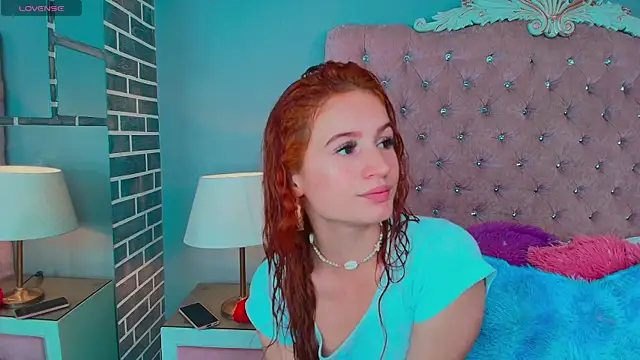 AdelaineBest online show from September 10, 2025, 8:09 pm