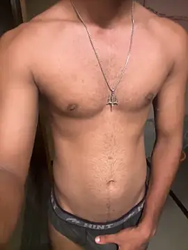 Snapshot of freecallboi chatting on May 7, 2026, 2:33 pm freecallboi online show from May 7, 2026, 2:33 pm