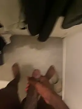 damien954 online show from November 9, 2025, 5:11 pm