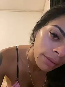 canderodrig777 online show from March 7, 2025, 10:45 am