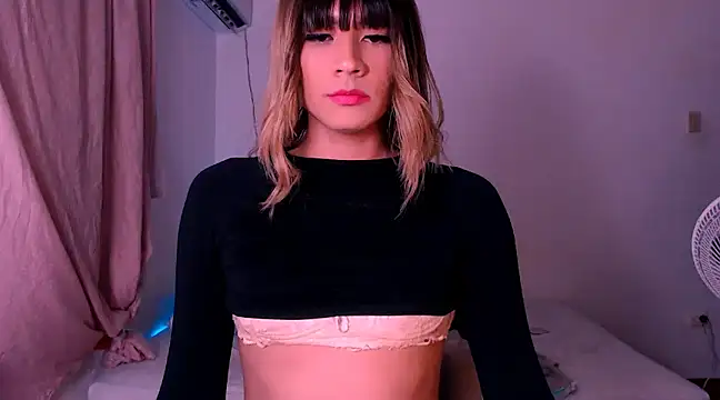 Snapshot of xxxxxchiaratsxxxxx chatting on December 14, 2024, 12:22 am xxxxxchiaratsxxxxx online show from December 14, 2024, 12:22 am