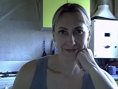 AshleyXHoney online show from September 22, 2025, 10:39 am