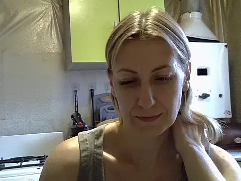 AshleyXHoney online show from September 24, 2025, 6:06 am