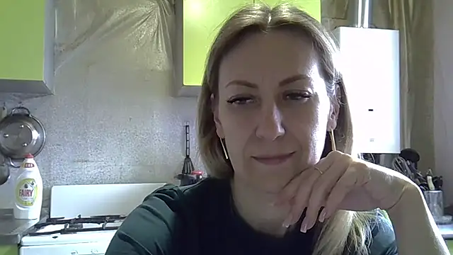 AshleyXHoney online show from April 10, 2026, 8:30 am