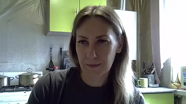 Snapshot of AshleyXHoney chatting on May 26, 2026, 11:17 am AshleyXHoney online show from May 26, 2026, 11:17 am