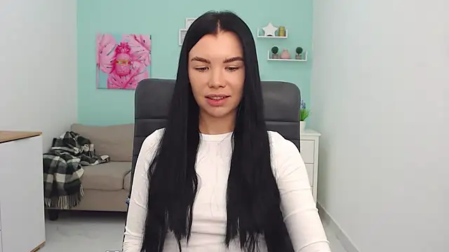 MadisonGomes online show from December 3, 2024, 10:17 am