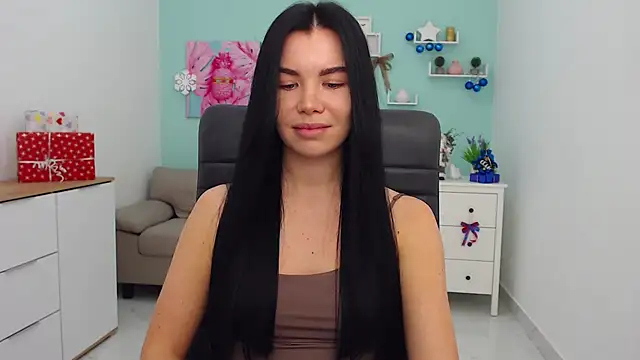 MadisonGomes online show from December 31, 2024, 7:31 am