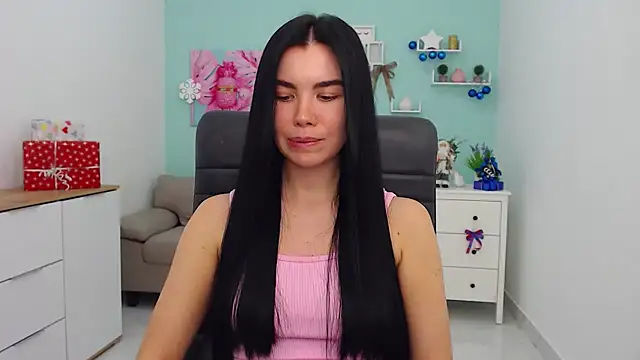 MadisonGomes online show from January 5, 2025, 8:54 am