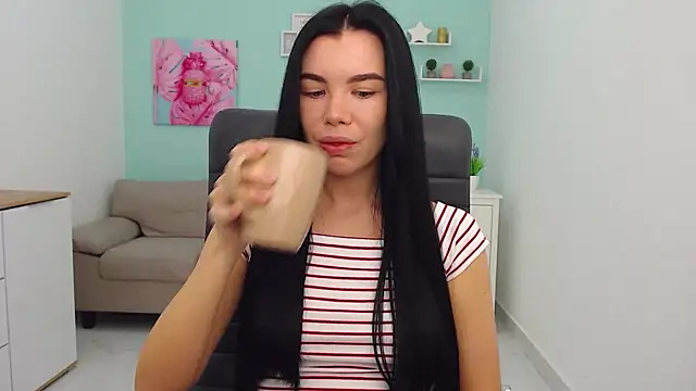 MadisonGomes online show from January 15, 2025, 6:43 am