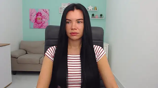 MadisonGomes online show from February 7, 2025, 7:18 am