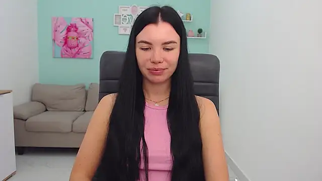 MadisonGomes online show from March 7, 2025, 9:07 am