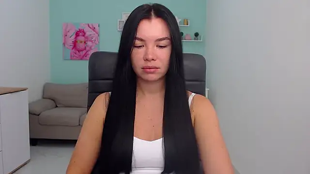 MadisonGomes online show from September 18, 2025, 6:15 am