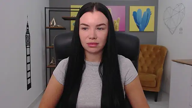 MadisonGomes online show from October 29, 2025, 8:27 am