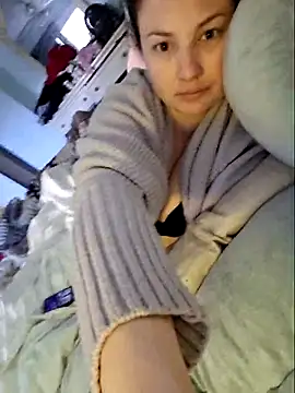 Snapshot of MilfyMrsRobinson chatting on March 4, 2025, 12:12 pm MilfyMrsRobinson online show from March 4, 2025, 12:12 pm