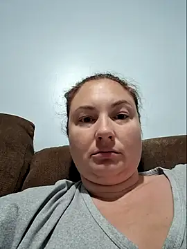 Snapshot of MilfyMrsRobinson chatting on September 19, 2025, 1:23 pm MilfyMrsRobinson online show from September 19, 2025, 1:23 pm