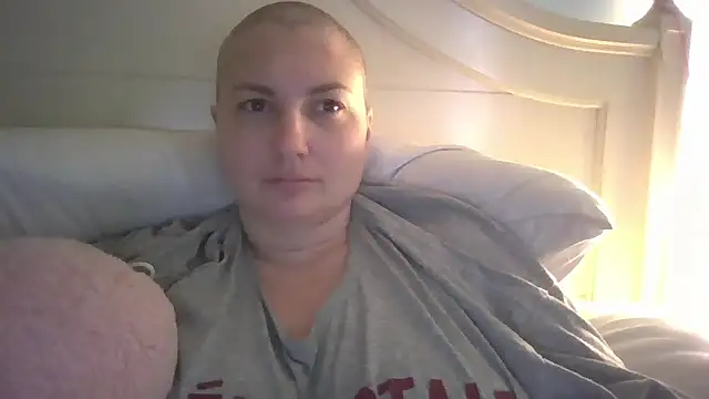 MilfyMrsRobinson online show from March 21, 2026, 12:43 pm