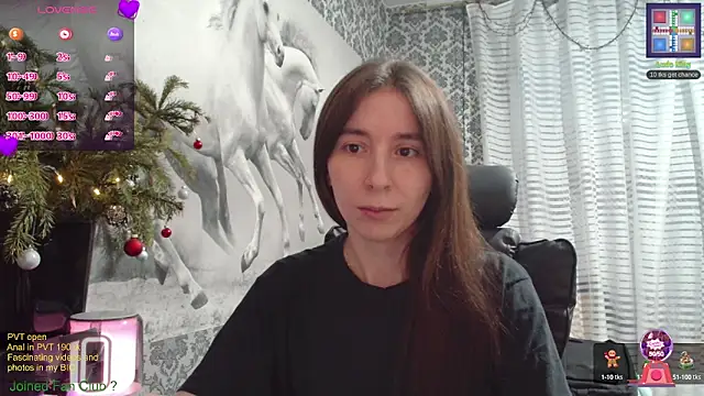 Snapshot of Wowpornoo chatting on December 17, 2024, 12:11 pm Wowpornoo online show from December 17, 2024, 12:11 pm