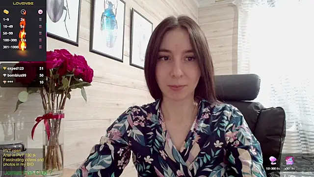 Snapshot of Wowpornoo chatting on March 15, 2025, 9:19 am Wowpornoo online show from March 15, 2025, 9:19 am