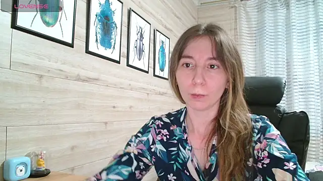 Wowpornoo online show from April 28, 2026, 3:28 pm