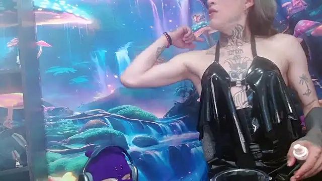 Snapshot of charlotbelucci_ chatting on January 25, 2025, 12:06 am charlotbelucci online show from January 25, 2025, 12:06 am