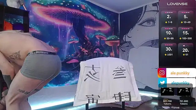 Snapshot of charlotbelucci_ chatting on February 14, 2025, 12:03 pm charlotbelucci online show from February 14, 2025, 12:03 pm