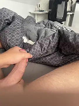 Jungschwanz  18 online show from September 9, 2025, 3:11 pm