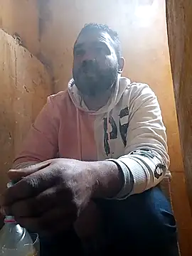 ListedLoin online show from January 22, 2025, 9:02 am