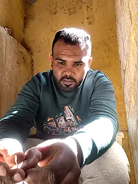 ListedLoin online show from February 24, 2026, 10:57 am