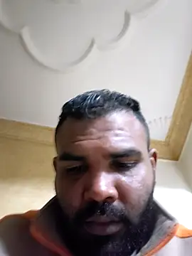 ListedLoin online show from April 9, 2026, 11:21 pm