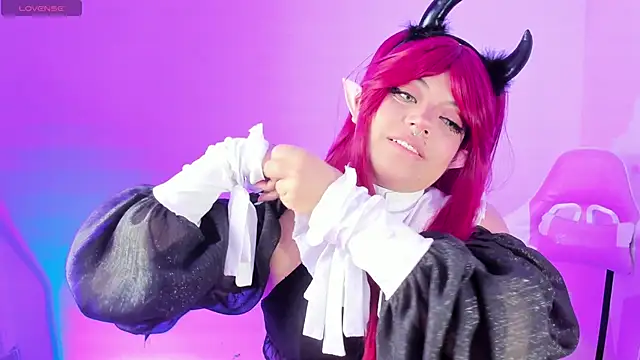 Ahri Elderwood online show from September 16, 2025, 4:02 am