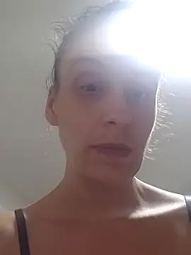 PrettyPocahontas69 online show from October 2, 2025, 12:06 am