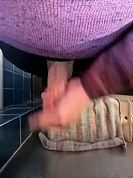 Snapshot of joycock8 chatting on November 21, 2025, 11:42 am joycock8 online show from November 21, 2025, 11:42 am