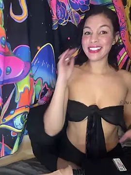 Snapshot of MeghanMarley chatting on February 13, 2025, 3:07 am MeghanMarley online show from February 13, 2025, 3:07 am