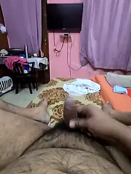 Loveboycurvy online show from February 5, 2025, 12:49 pm