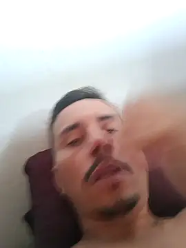 Snapshot of luissilva0071 chatting on May 11, 2026, 12:11 pm luissilva0071 online show from May 11, 2026, 12:11 pm