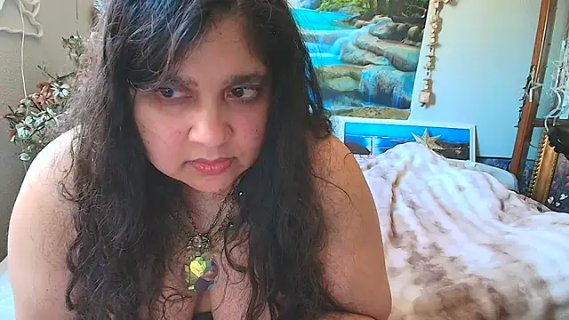 MelanieFawker online show from March 20, 2025, 8:40 pm