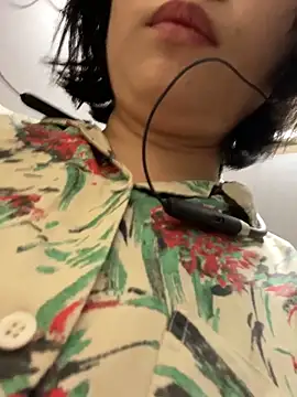 Snapshot of Eliza-E chatting on March 2, 2026, 6:03 am Eliza-E online show from March 2, 2026, 6:03 am