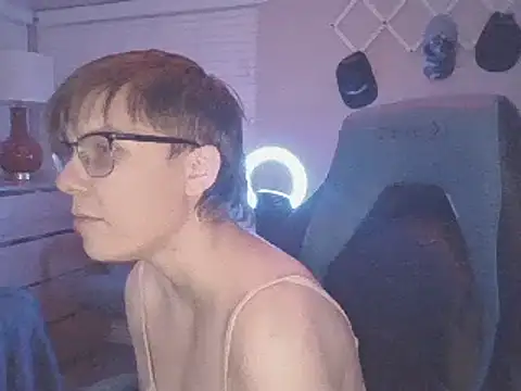 KaliSnow199623 online show from January 15, 2025, 5:08 am