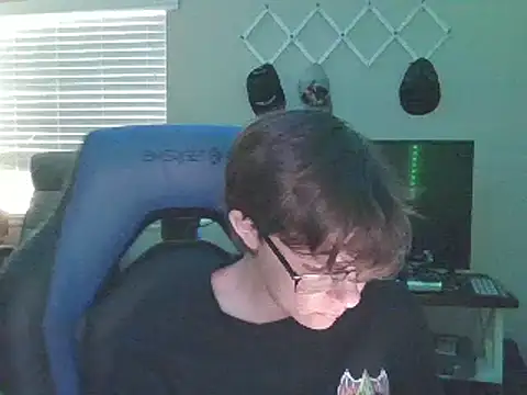 KaliSnow199623 online show from February 7, 2025, 12:42 am